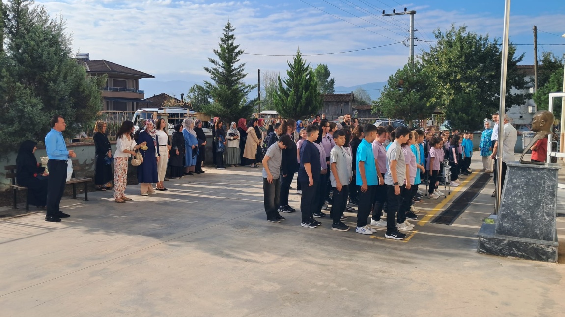 OKUL ZİLİ ÇALDI :)
