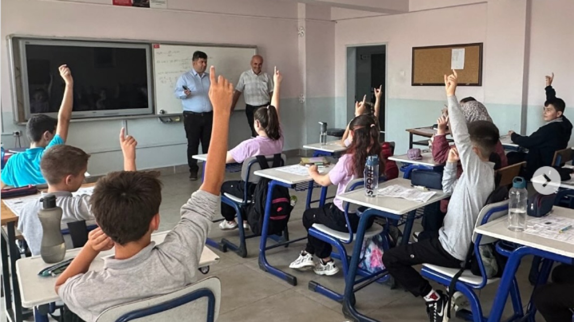 ÇİLİMLİ İLÇE MİLLİ EĞİTİM MÜDÜRÜMÜZÜN ZİYARETİ